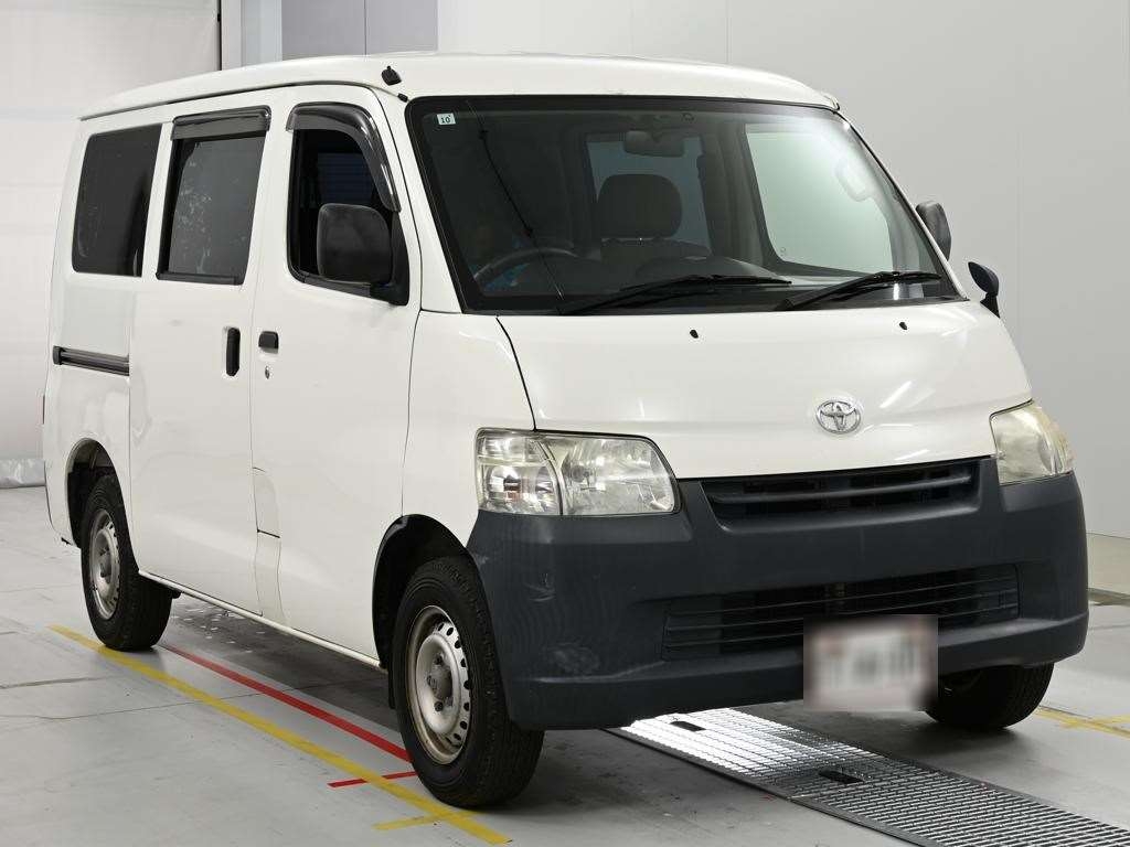 TOYOTA LITE ACE