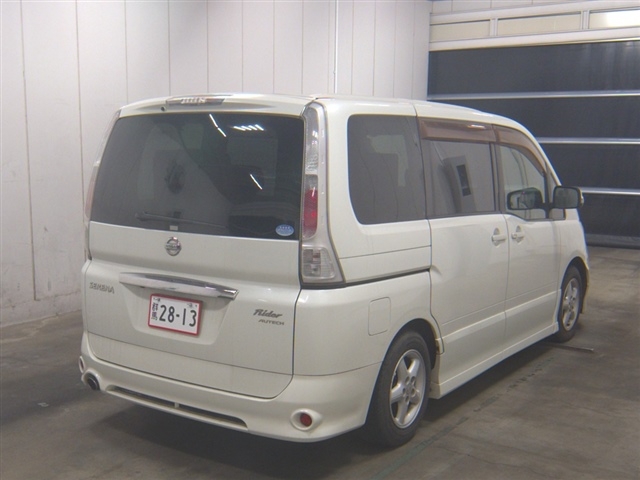 NISSAN SERENA