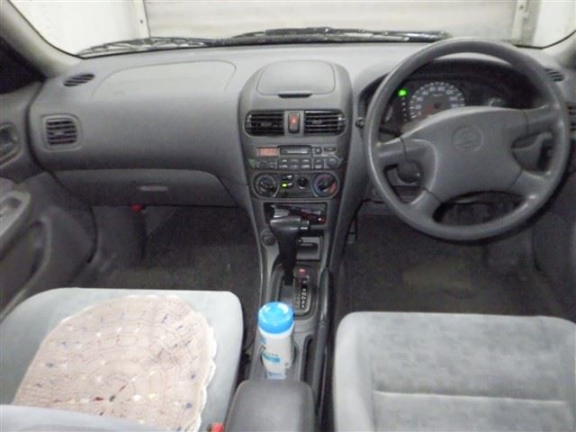 NISSAN SUNNY