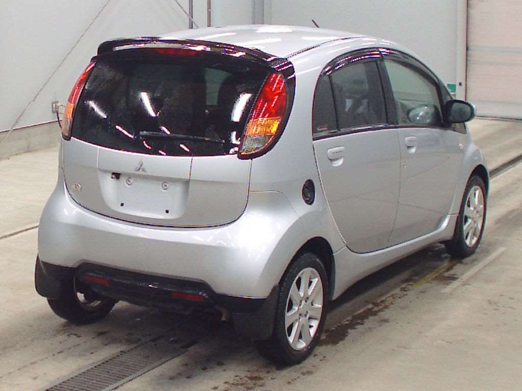 MITSUBISHI I