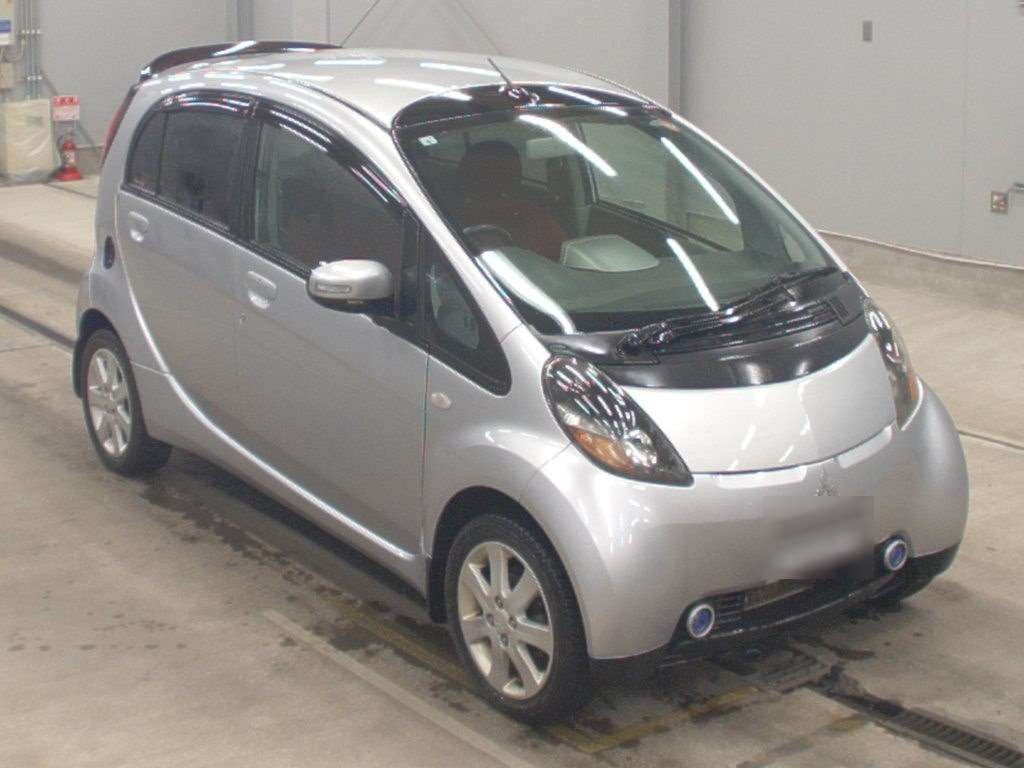 MITSUBISHI I