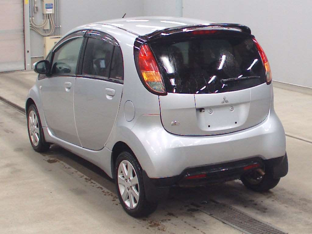 MITSUBISHI I
