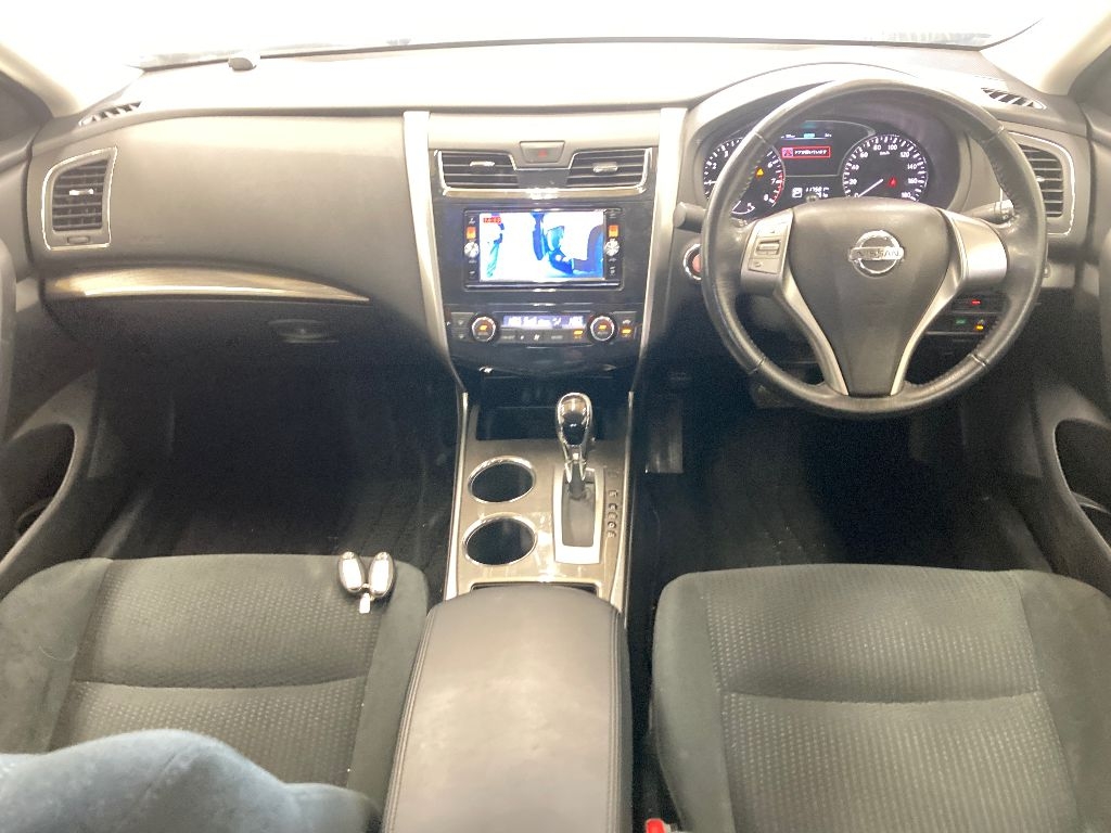 NISSAN TEANA