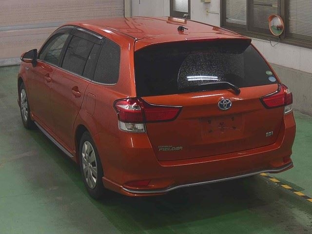TOYOTA COROLLA FIELDER
