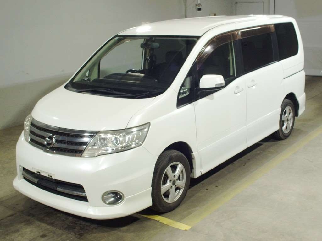 NISSAN SERENA