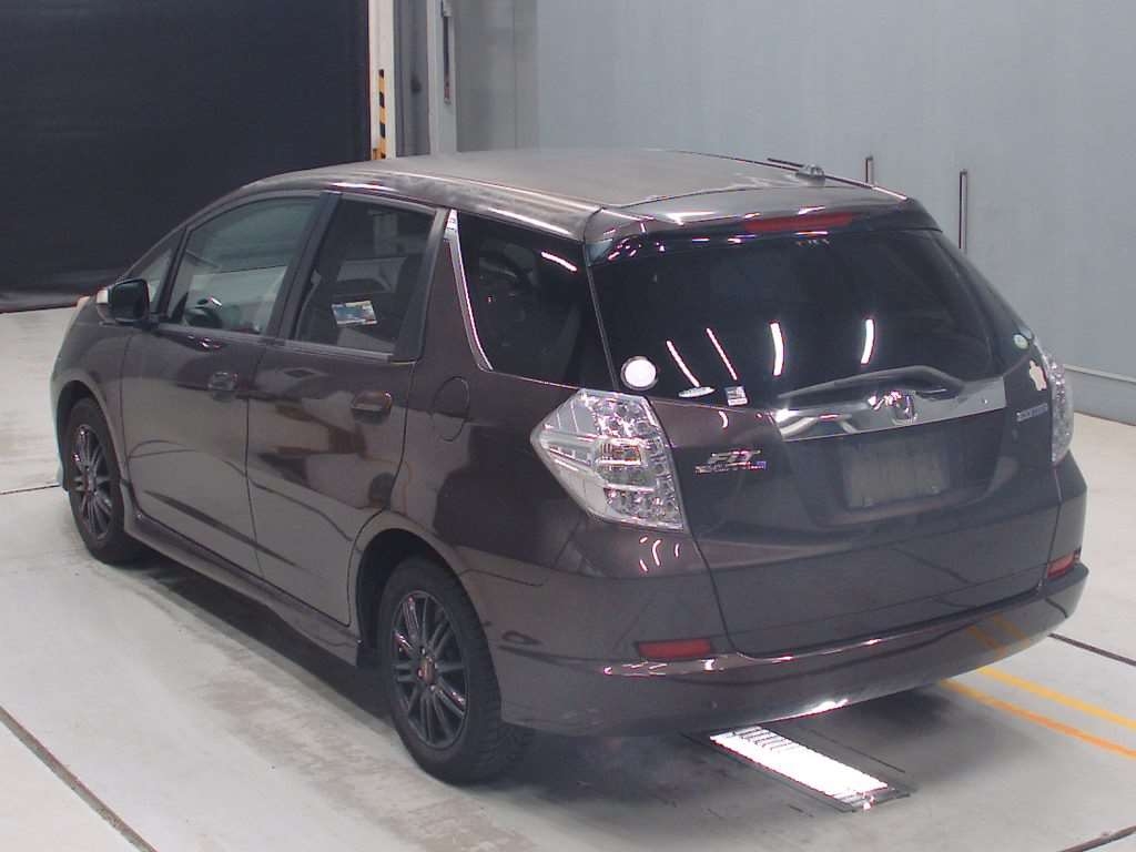 HONDA FIT SHUTTLE