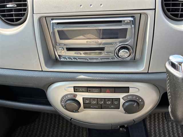 DAIHATSU MOVE LATTE
