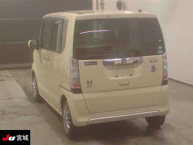 HONDA N-BOX