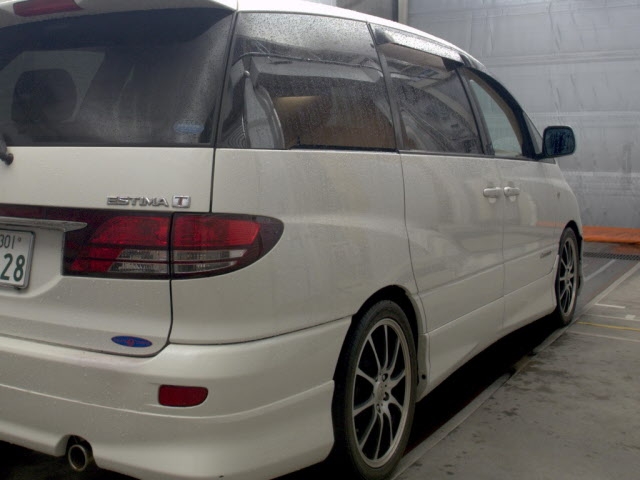 TOYOTA ESTIMA