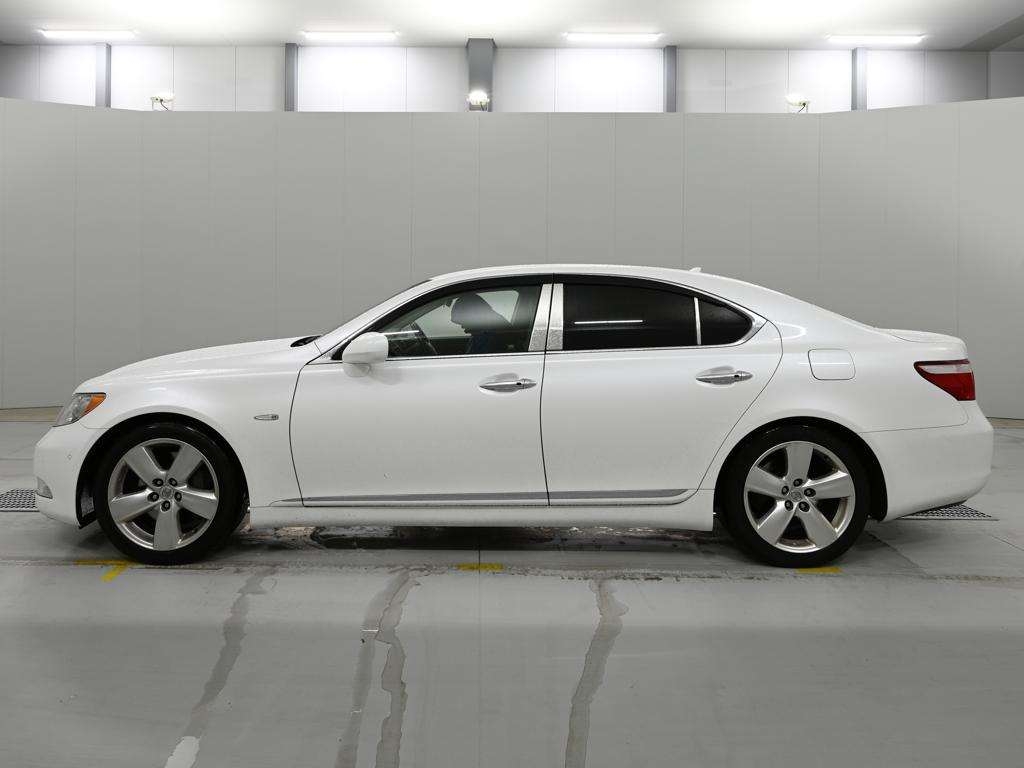LEXUS LS460