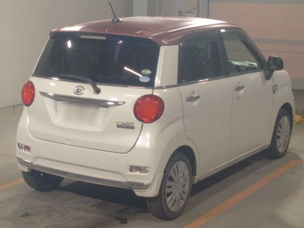 DAIHATSU CAST