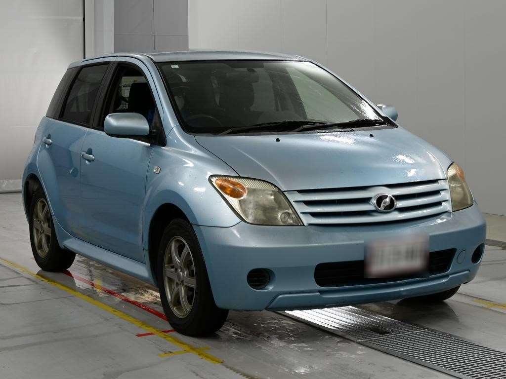 TOYOTA IST
