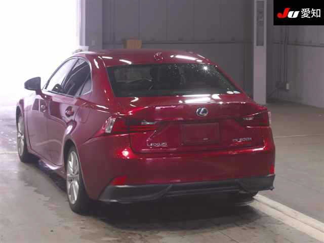 LEXUS IS300H