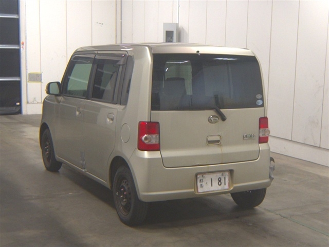 DAIHATSU MOVE CONTE