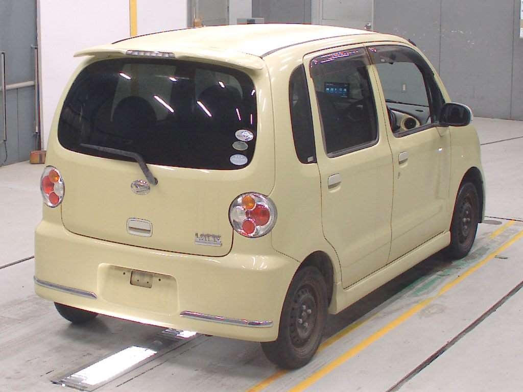 DAIHATSU MOVE LATTE