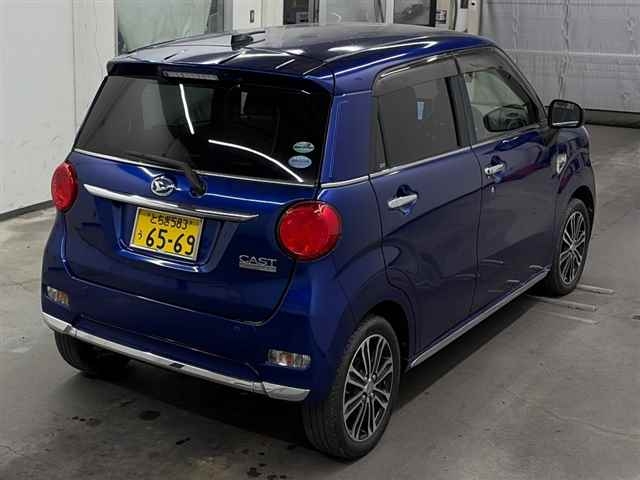 DAIHATSU CAST