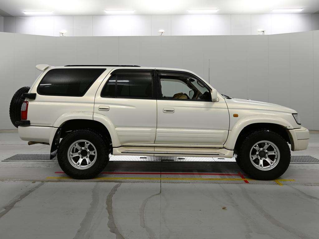 TOYOTA HILUX SURF