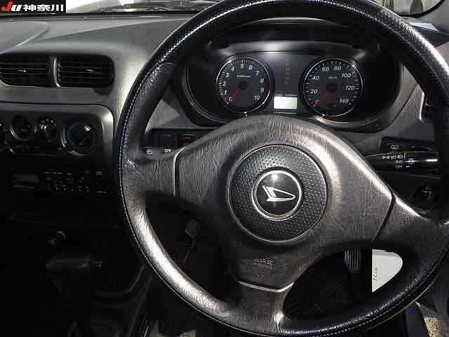 DAIHATSU TERIOS KID