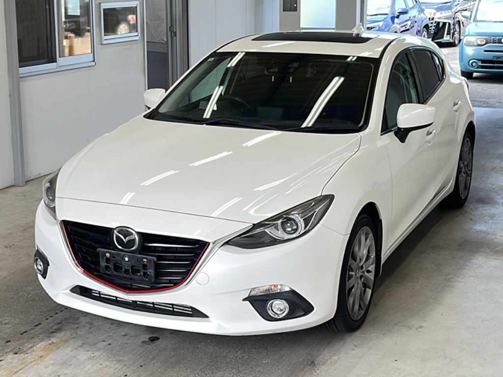 MAZDA AXELA