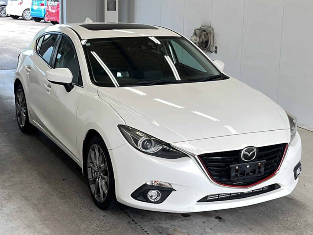 MAZDA AXELA