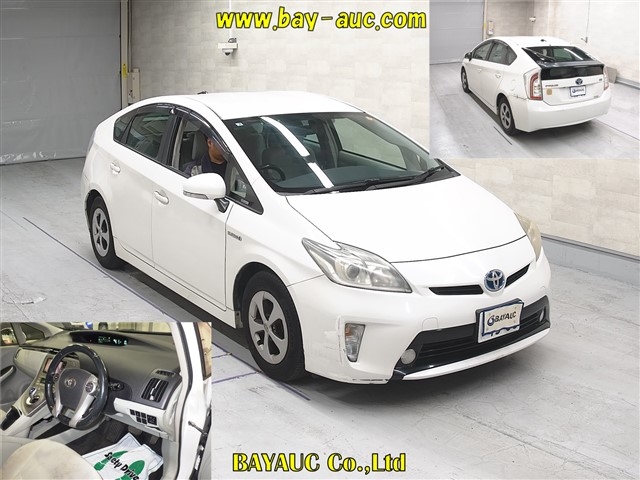 TOYOTA PRIUS
