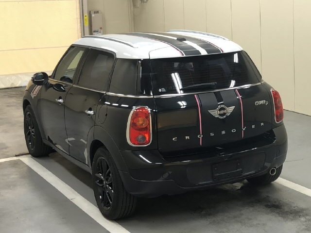 MINI CROSSOVER