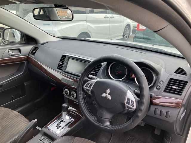 MITSUBISHI GALANT FORTIS