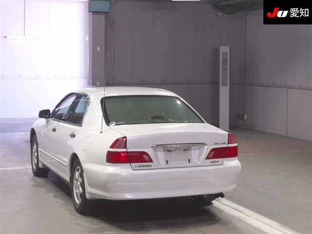 MITSUBISHI DIAMANTE