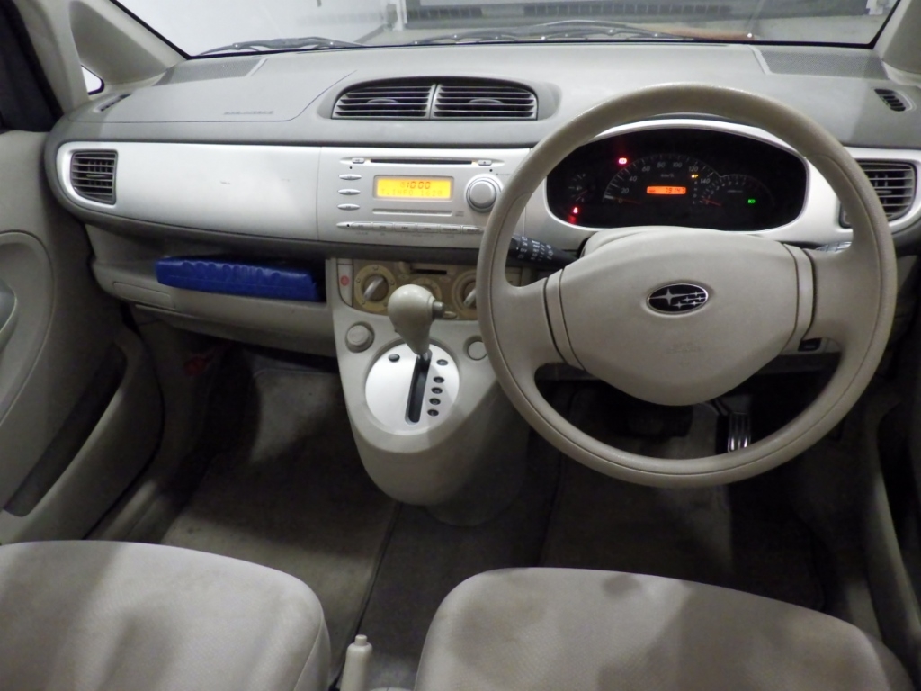 SUBARU R2