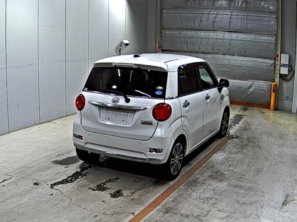 DAIHATSU CAST