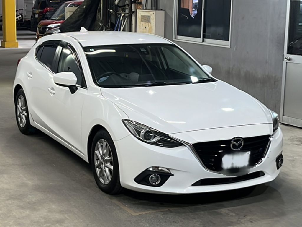 MAZDA AXELA