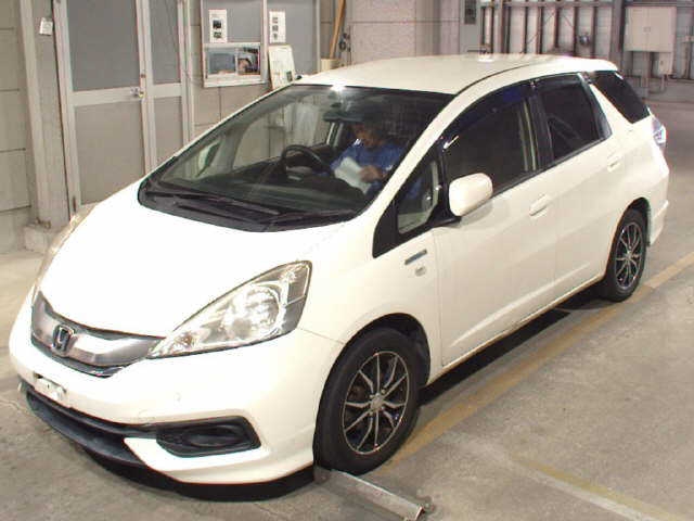 HONDA FIT SHUTTLE