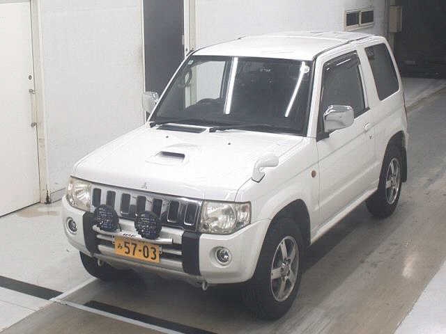 MITSUBISHI PAJERO MINI