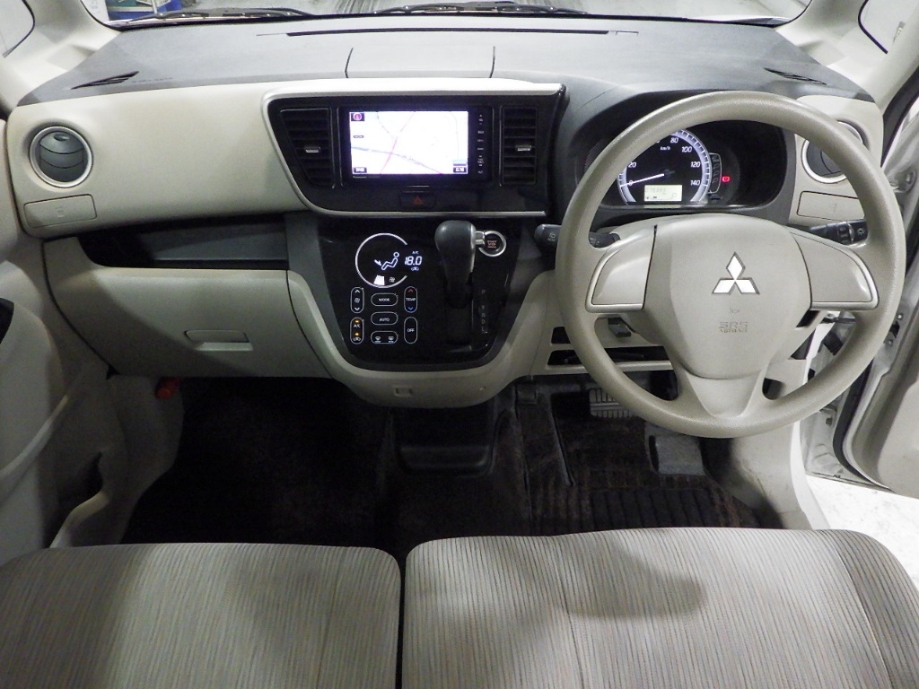 MITSUBISHI EK SPACE