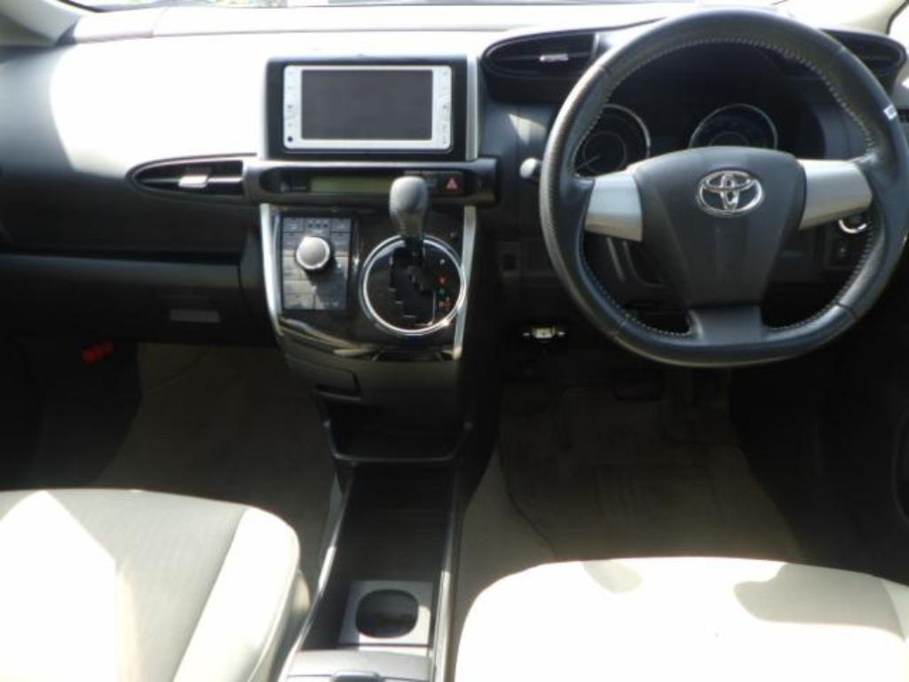 TOYOTA WISH