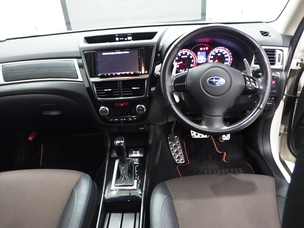 SUBARU EXIGA CROSSOVER 7