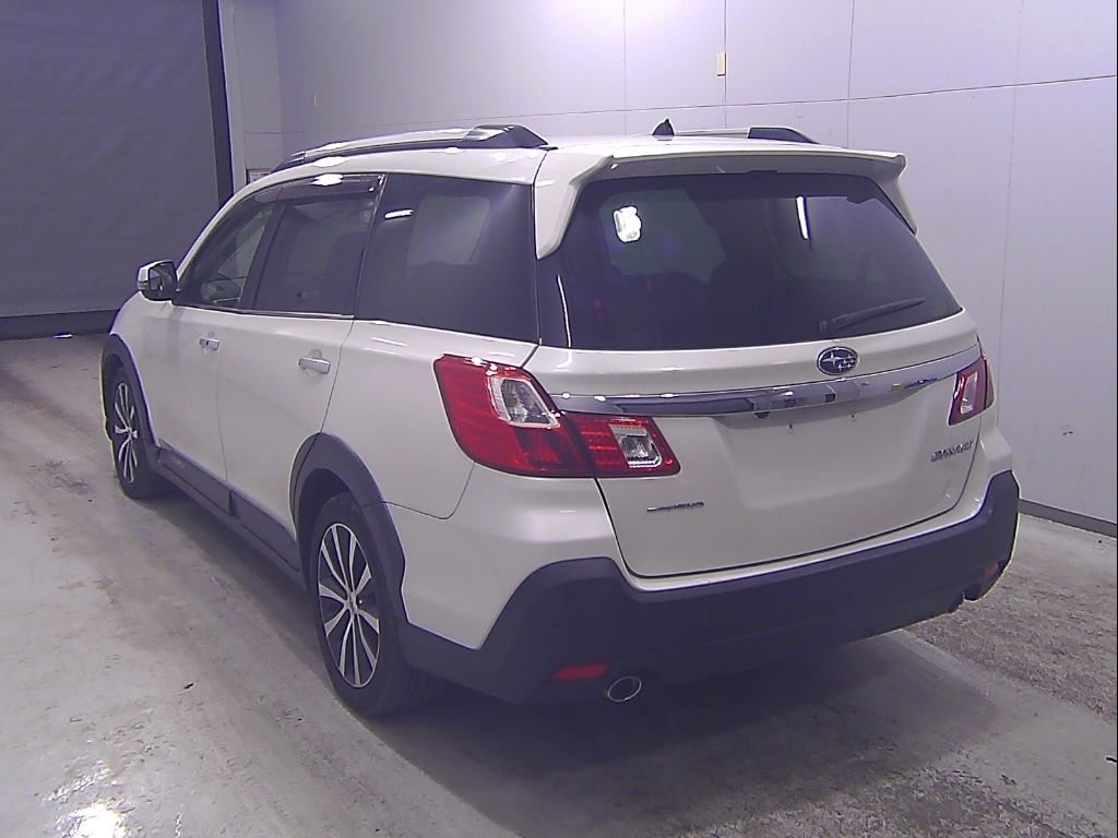 SUBARU EXIGA CROSSOVER 7