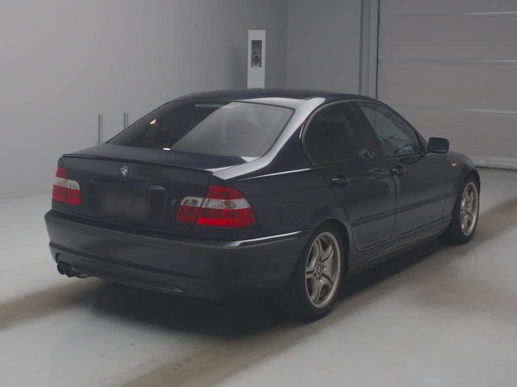 BMW 3-SERIES