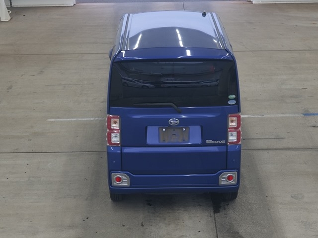 DAIHATSU WAKE