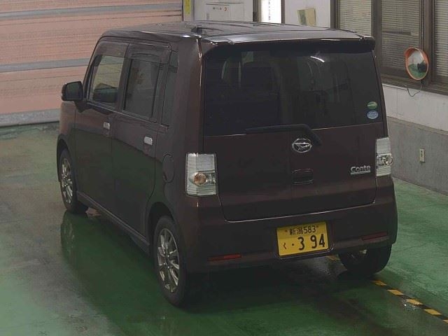 DAIHATSU MOVE CONTE