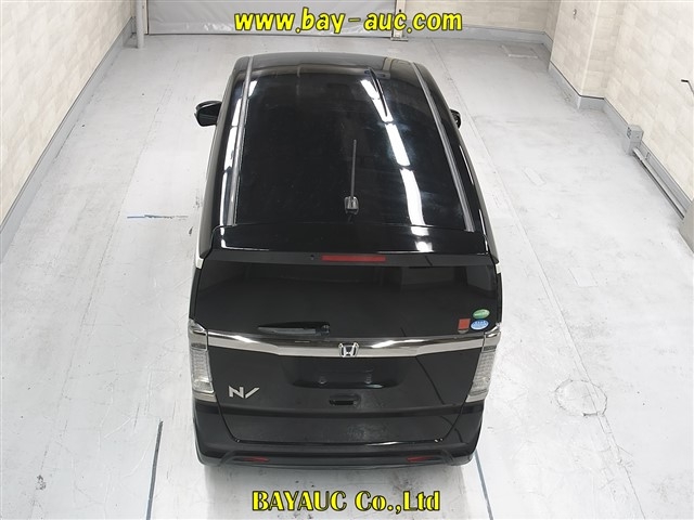 HONDA N-BOX SLASH