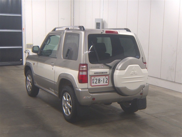 MITSUBISHI PAJERO MINI