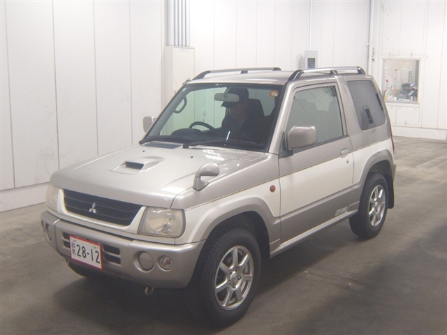 MITSUBISHI PAJERO MINI