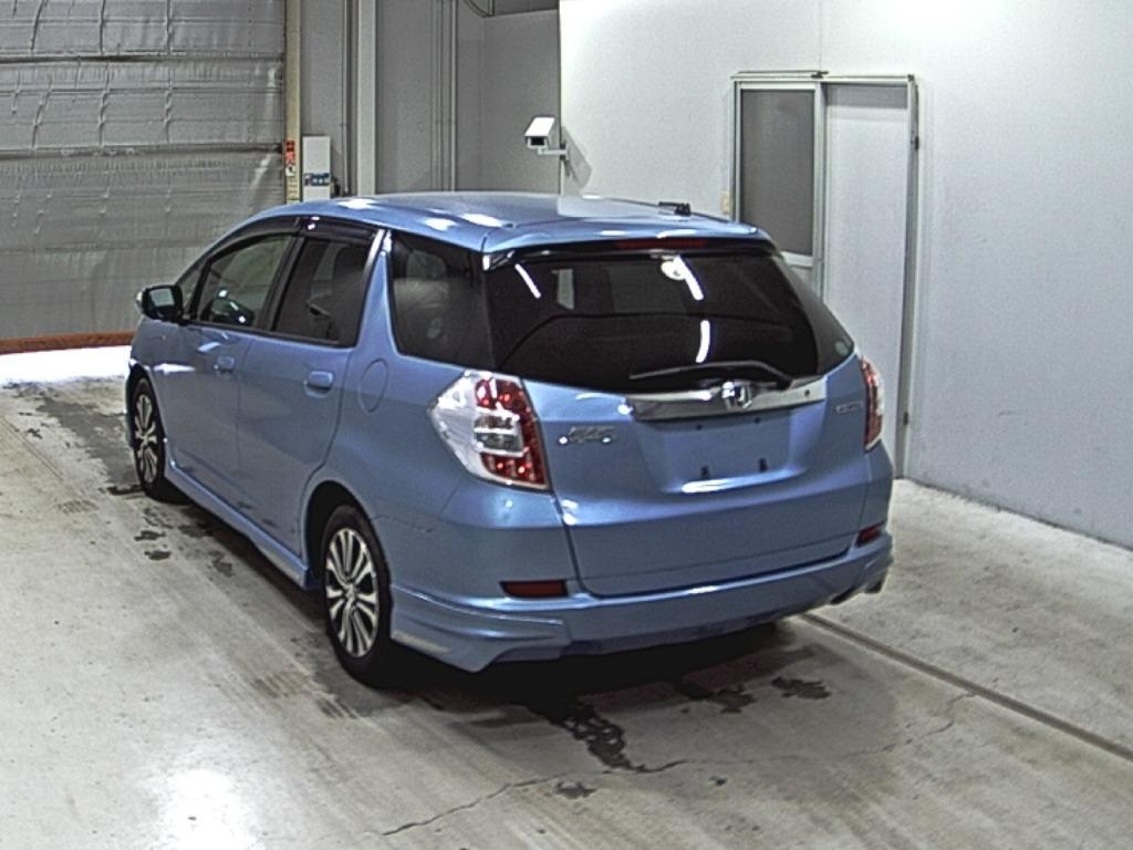 HONDA FIT SHUTTLE