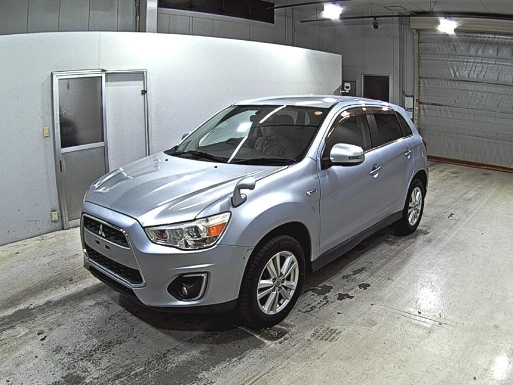 MITSUBISHI RVR
