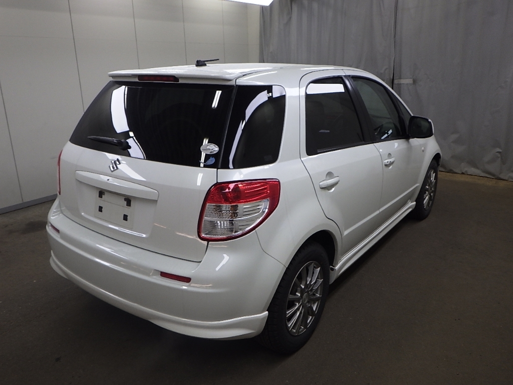 SUZUKI SX4