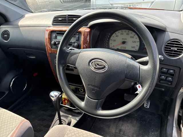 DAIHATSU MIRA AVY