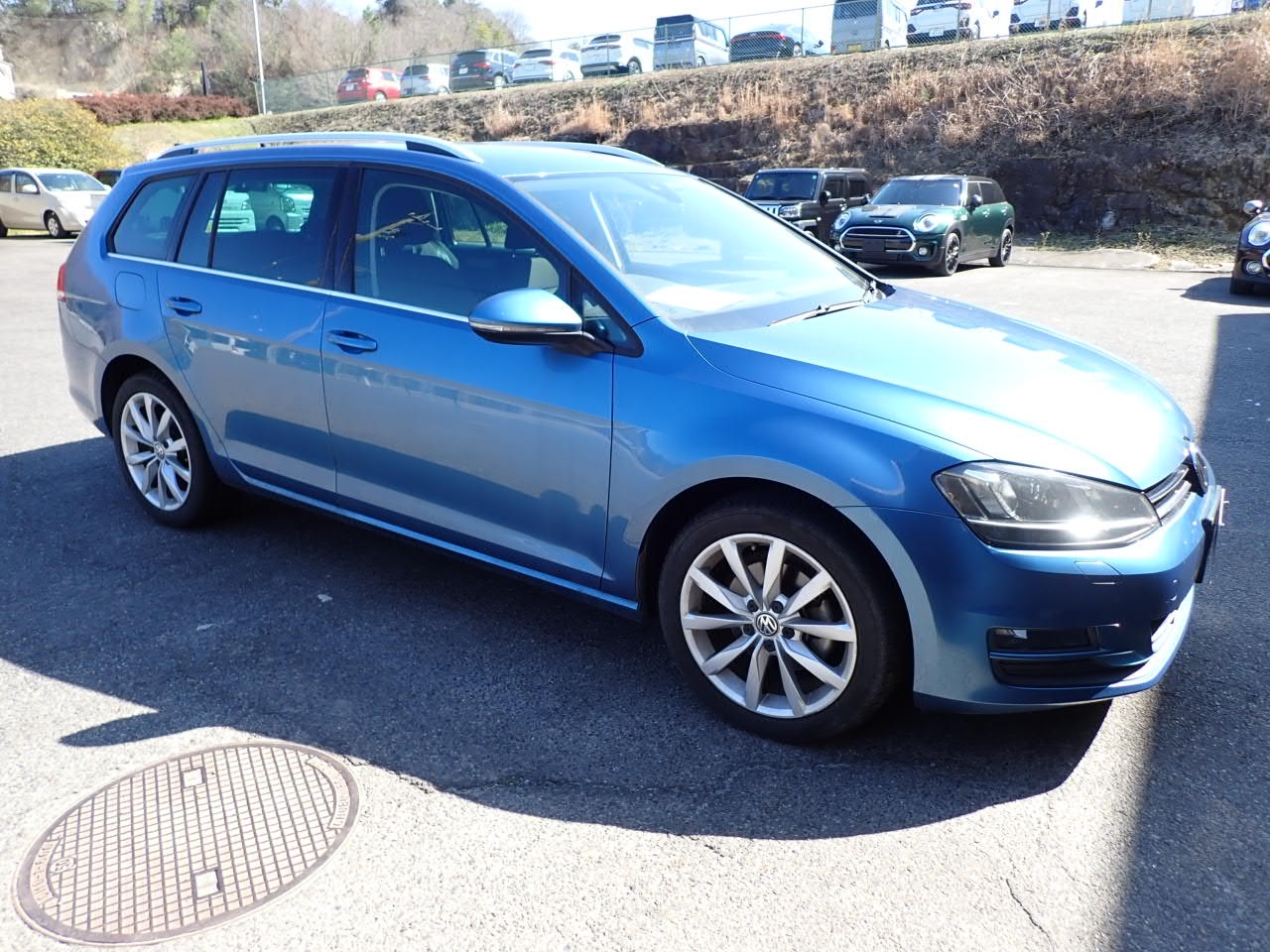 VOLKSWAGEN GOLF