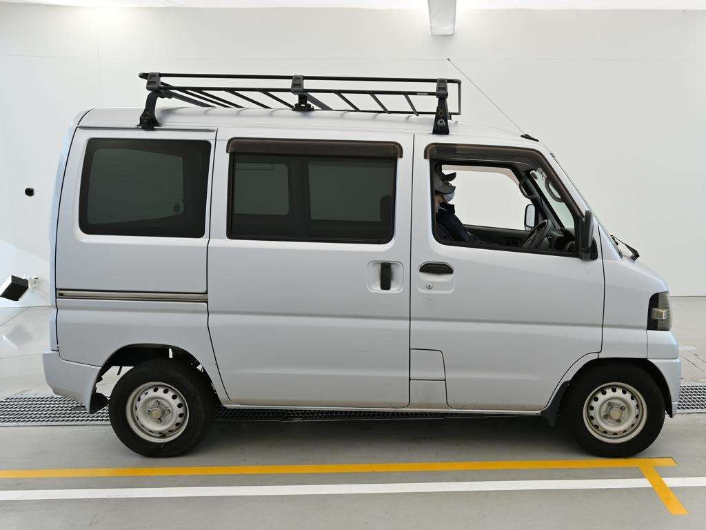 NISSAN CLIPPER