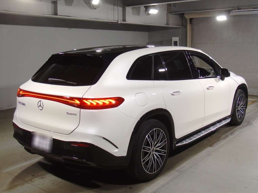 MERCEDES-BENZ EQS SUV